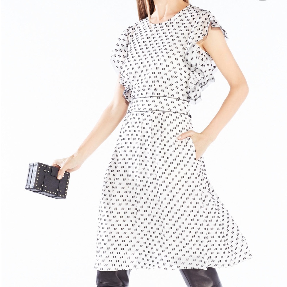 ****SOLD**** BCBGMaxazria Shelia Size 6 Dress